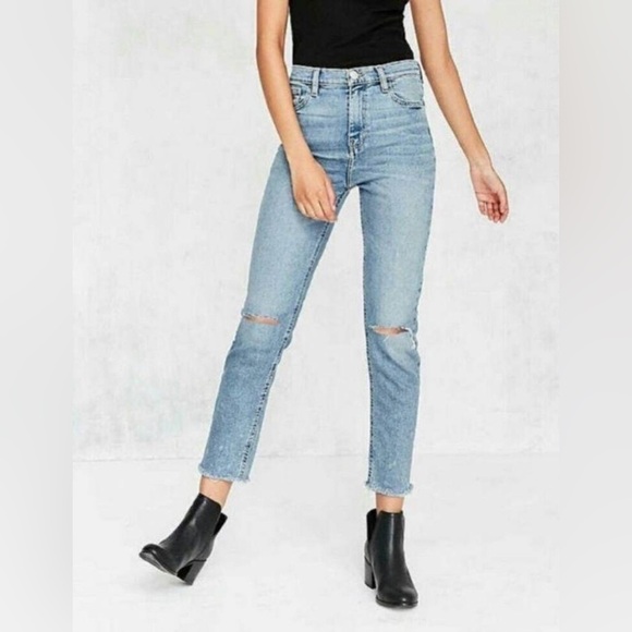 Urban Outfitters BDG Girlfriend High Rise Distressed Jeans w/ Paint Splatter - Picture 1 of 10